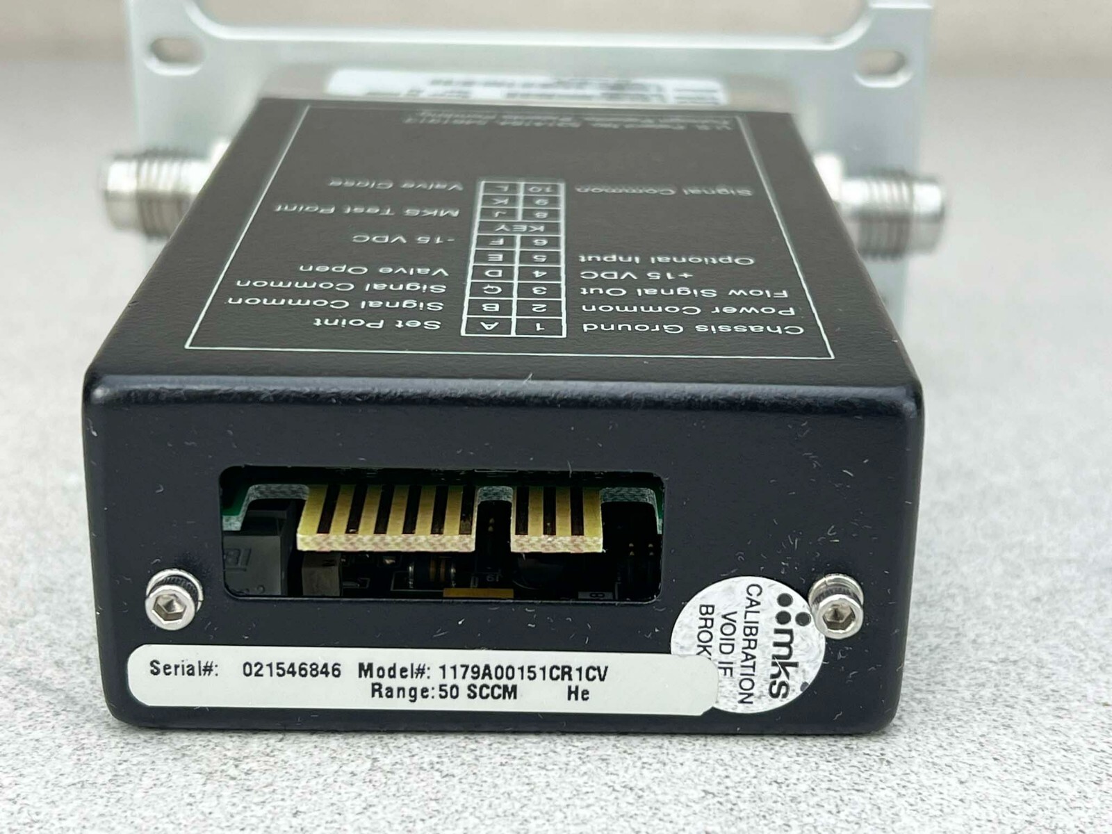 MKS 1179A00151CR1CV Mass-Flo Controller, 50sccm, He *used working