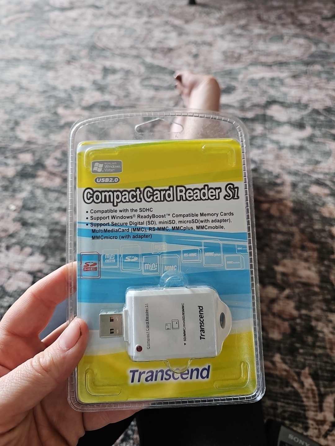 Transcend TS-RDS1 Compact Memory Card Reader S1 for SDHC & Secore Digital (SD)