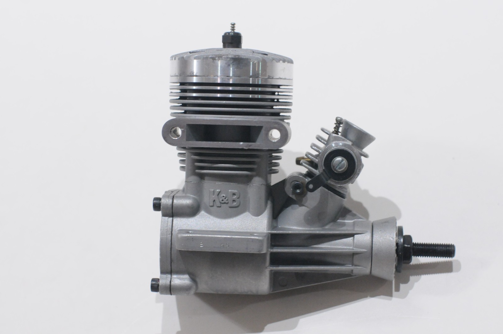 K&B 65 SPORTSTER R/C GLOW PLANE ENGINE NEW