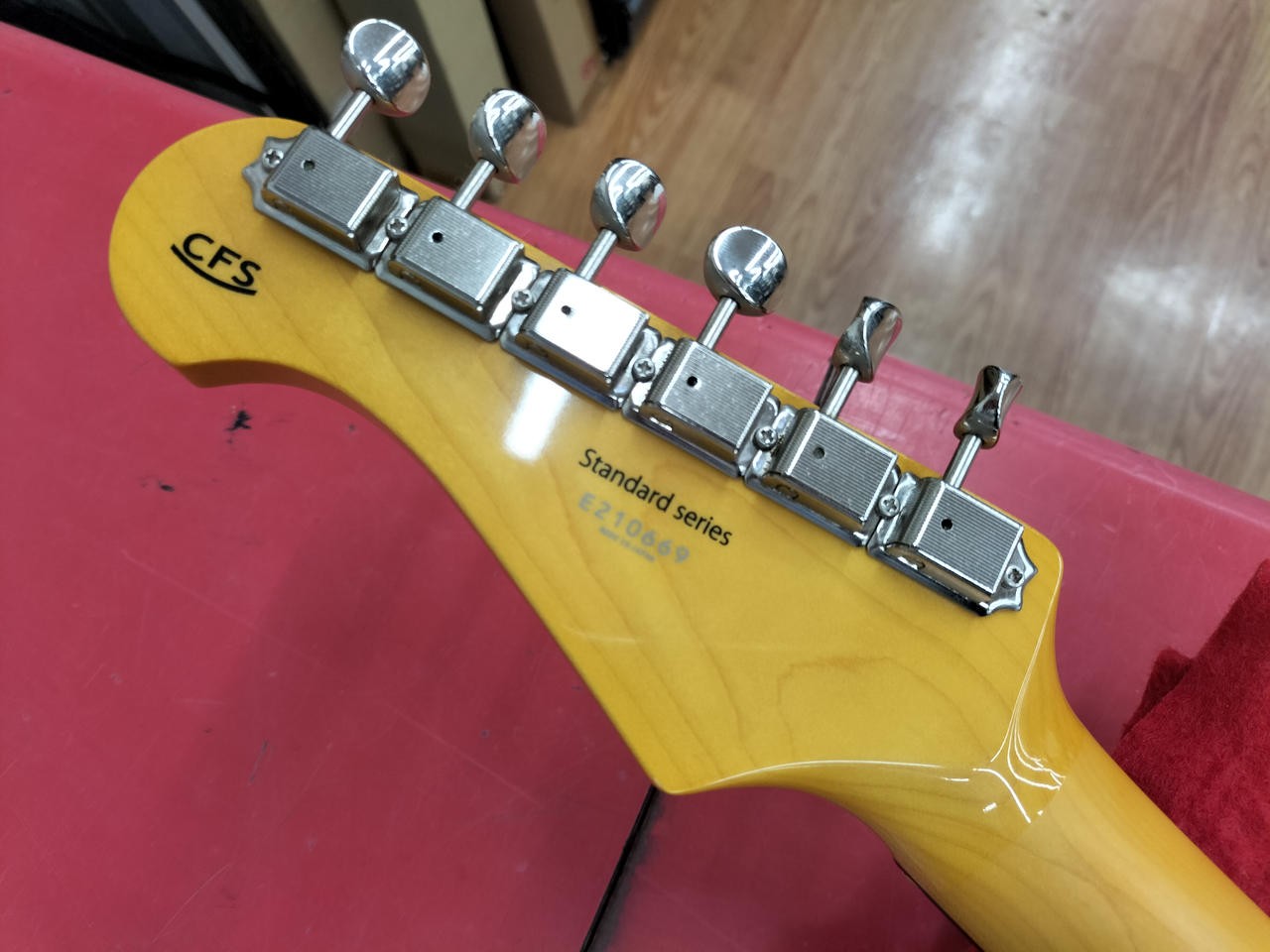HISTORY HST-STANDARD (NO251005)
