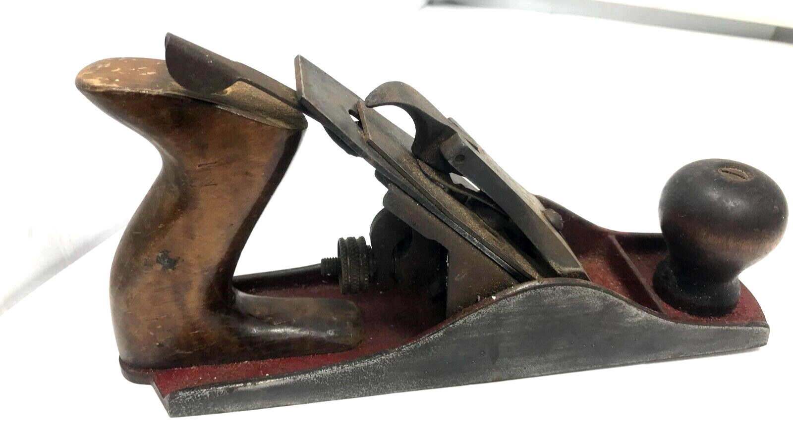 VINTAGE "TRUE VALUE" 9 1/4" WOOD PLANE.SHARP,WOOD HANDLES.
