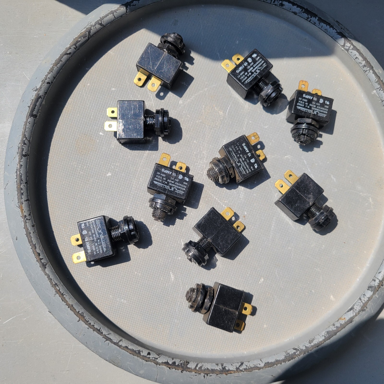 Lot of 10 Snap Action Switch, 32VDC, 125VAC, 15 Amps