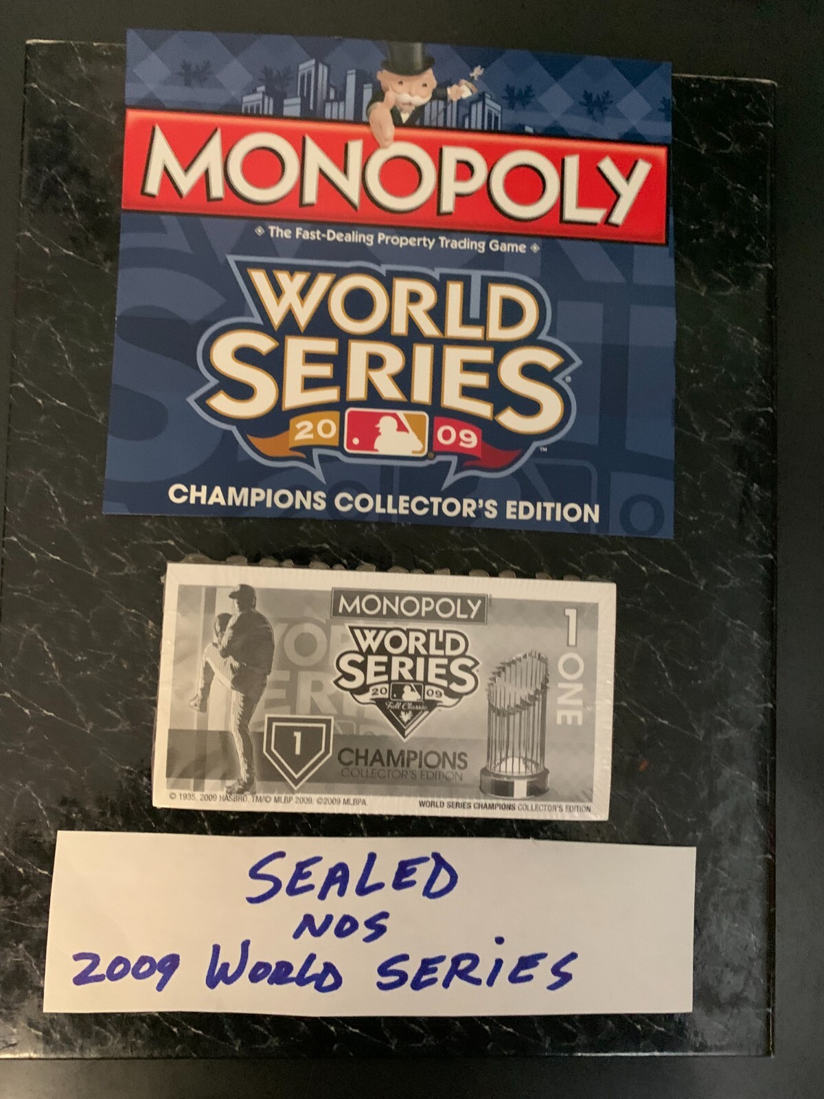 Monopoly NY YANKEES Play Money NOS Sealed 2009 WORLD SERIES CHAMPS Free Shipping