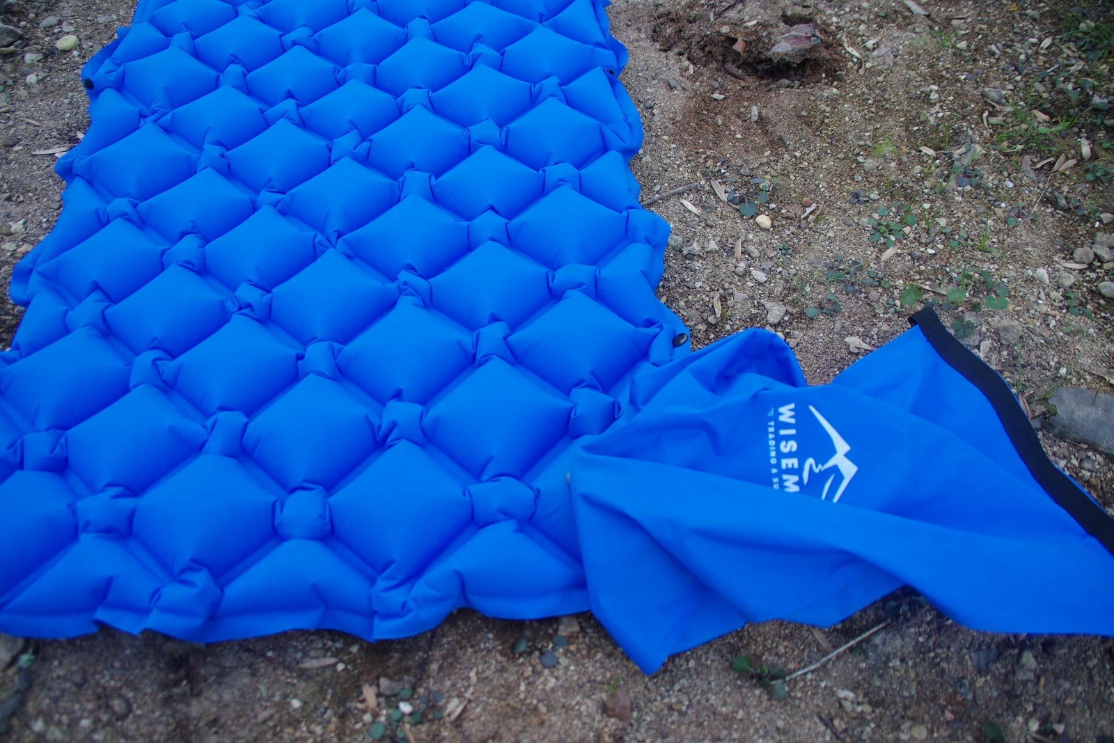 Wisemen Trading Large, and lite Weight Sleeping pad.
