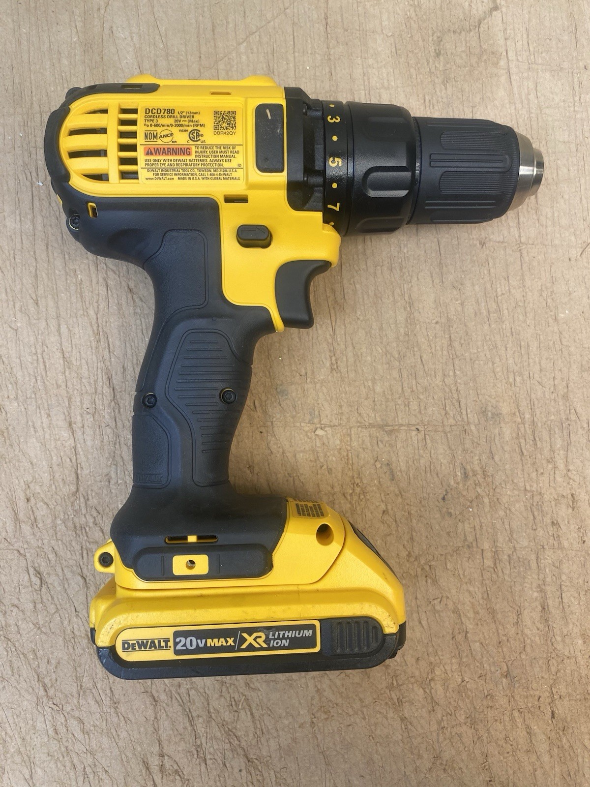 Dewalt Tool Set Dcs381, DCD780B, DCL040 With Bits