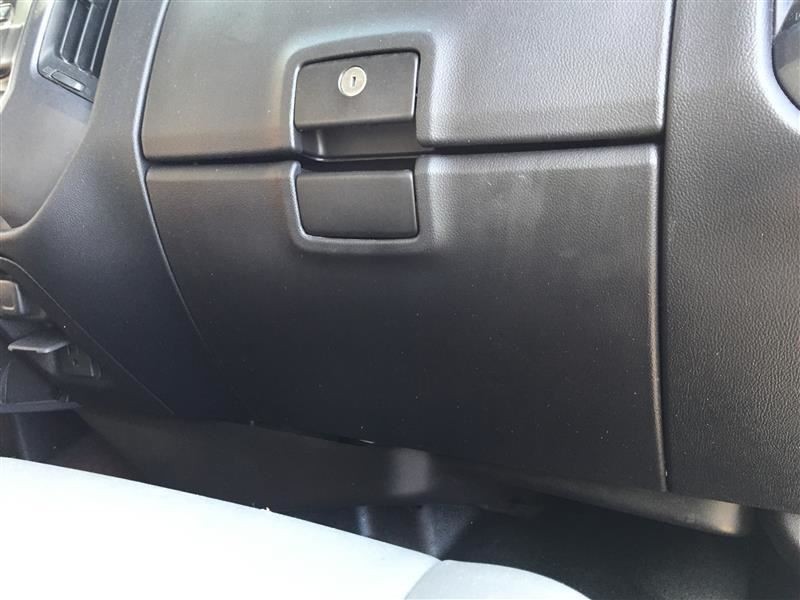 SIERRA250 2015 Glove Box 18883