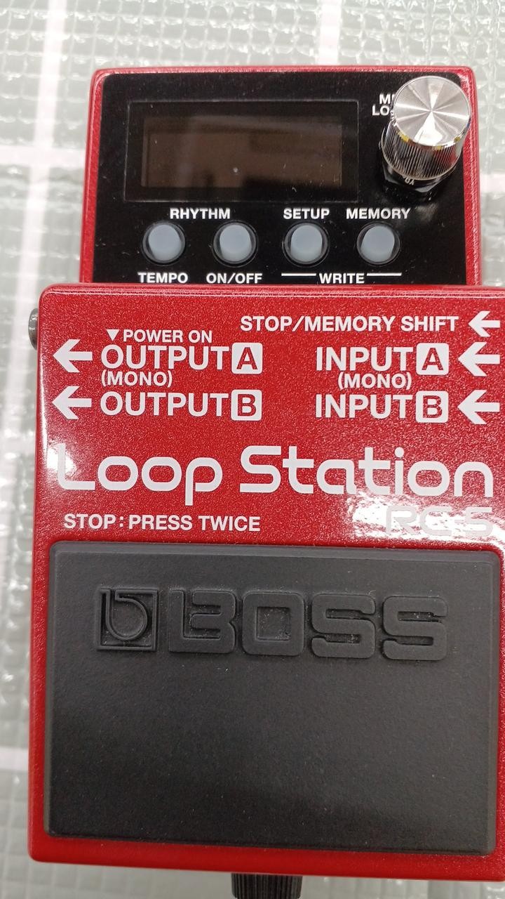 Boss RC 5 Compact Loop Pedal Music Effects Unit Used Condition Excellent