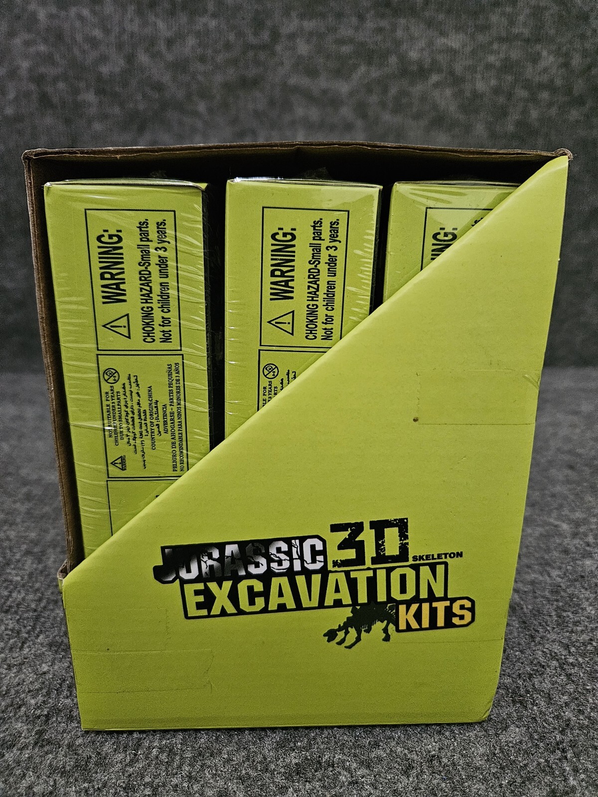 Jurassic 3D Skeleton Excavation Kits 12 pack