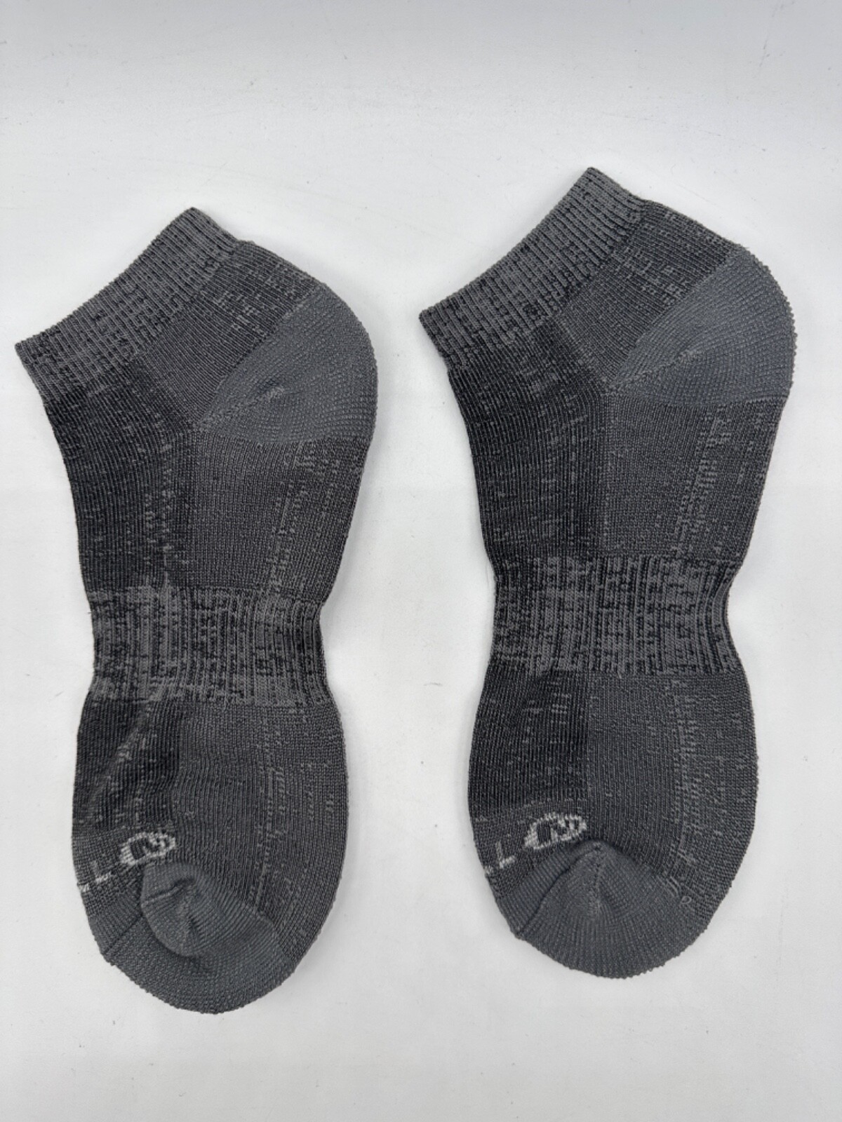 NEW NO TAG ONE PAIR BRAND NEW MENS MERRELL LOW CUT SOCKS M/L SHOE SIZES 7-12