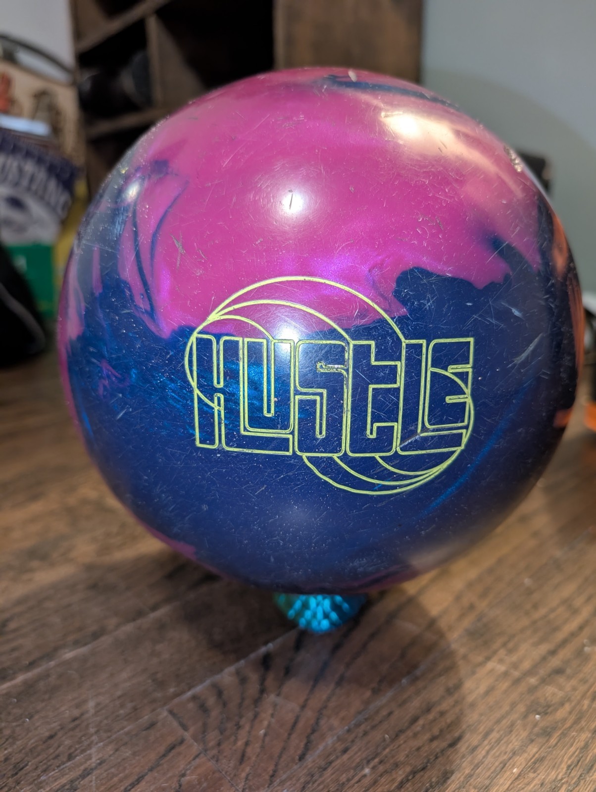 Roto Grip Hustle 14 Lb M+M Bowling Ball Single Drill