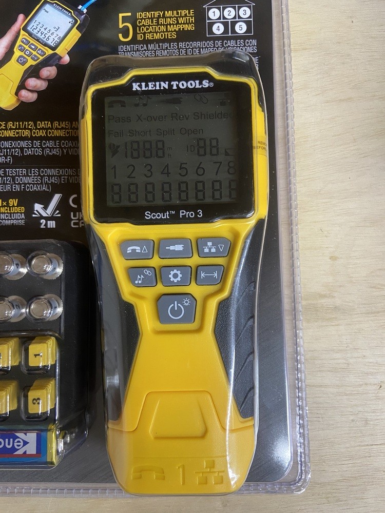 KLEIN TOOLS SCOUT PRO 3 CABLE TESTER KIT VDV501-851 (New)