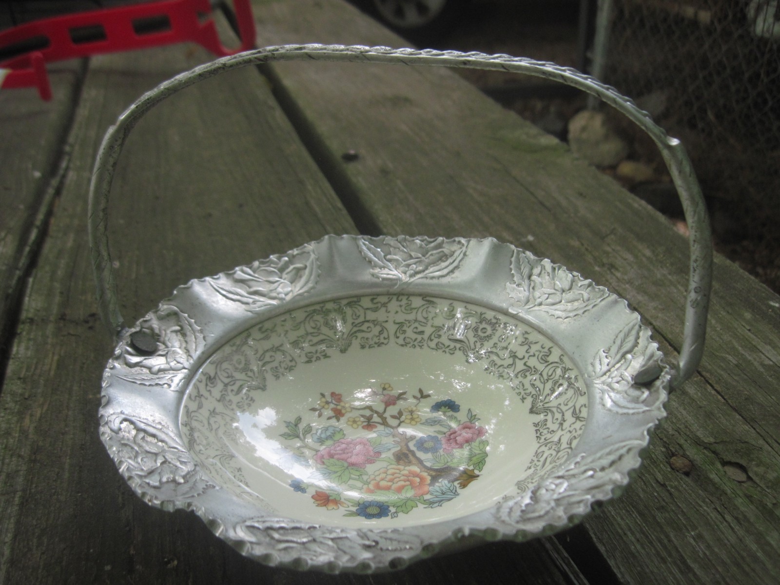 Mid Century Candy Dish - Farber & Shlevin Inc - Brooklyn N.Y. Hammered Aluminum