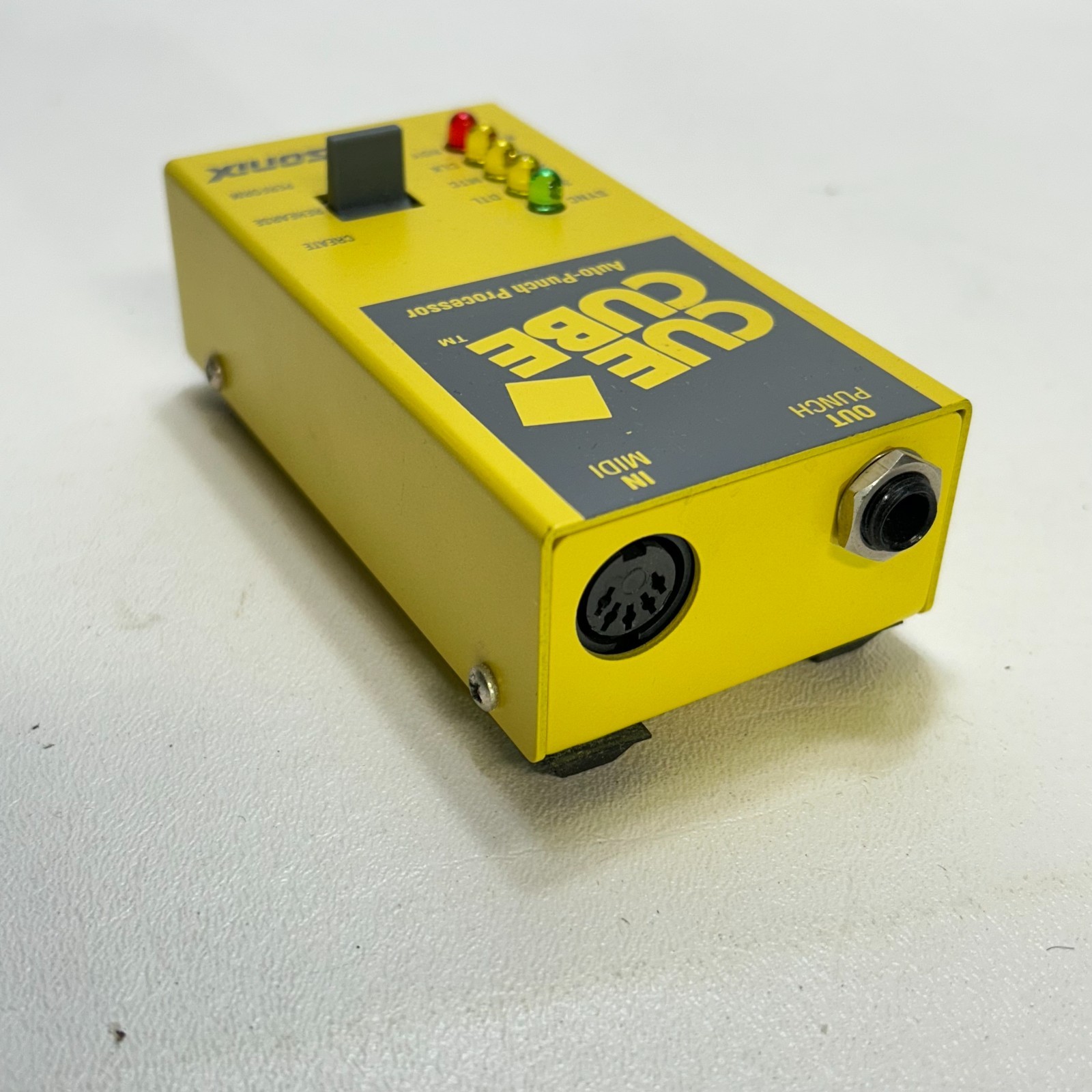 Musonix Cue Cube Auto-Punch Processor MIDI Studio Recording Unit