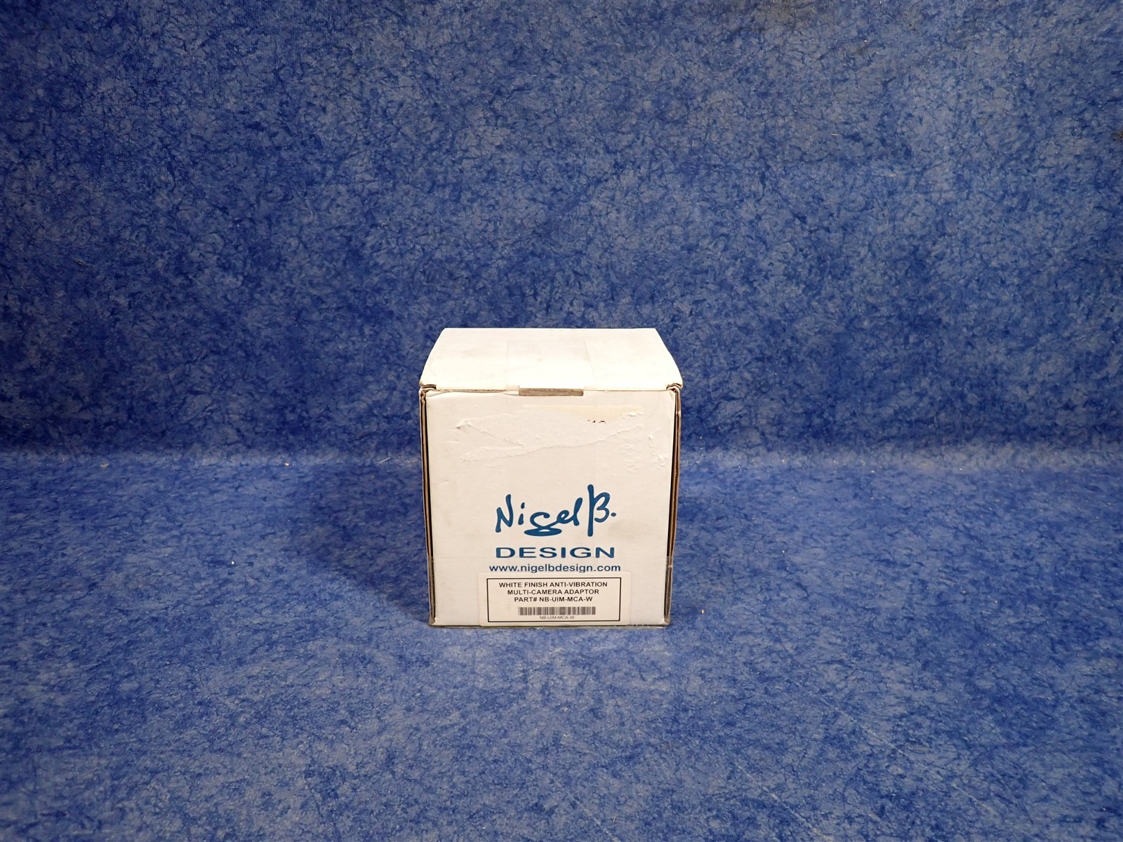 NEW Nigel B Design NB-UIM-MCA-W Anti-Vibration Multi-Camera Adapter, White (O15)