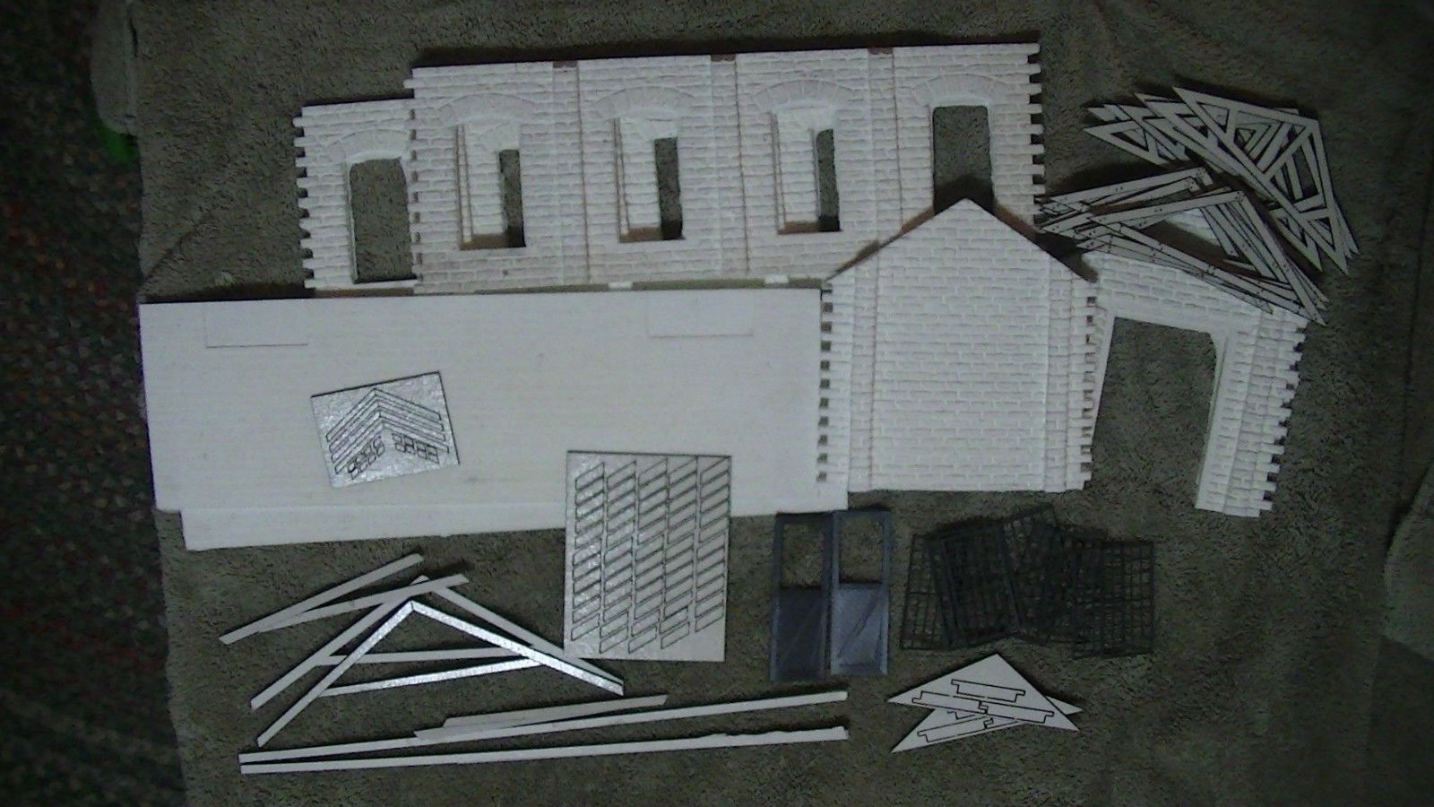 O ,On30 ,On3 ,BIG SPRINGS ENGINE HOUSE ,Resin building kit ,brand new reissue