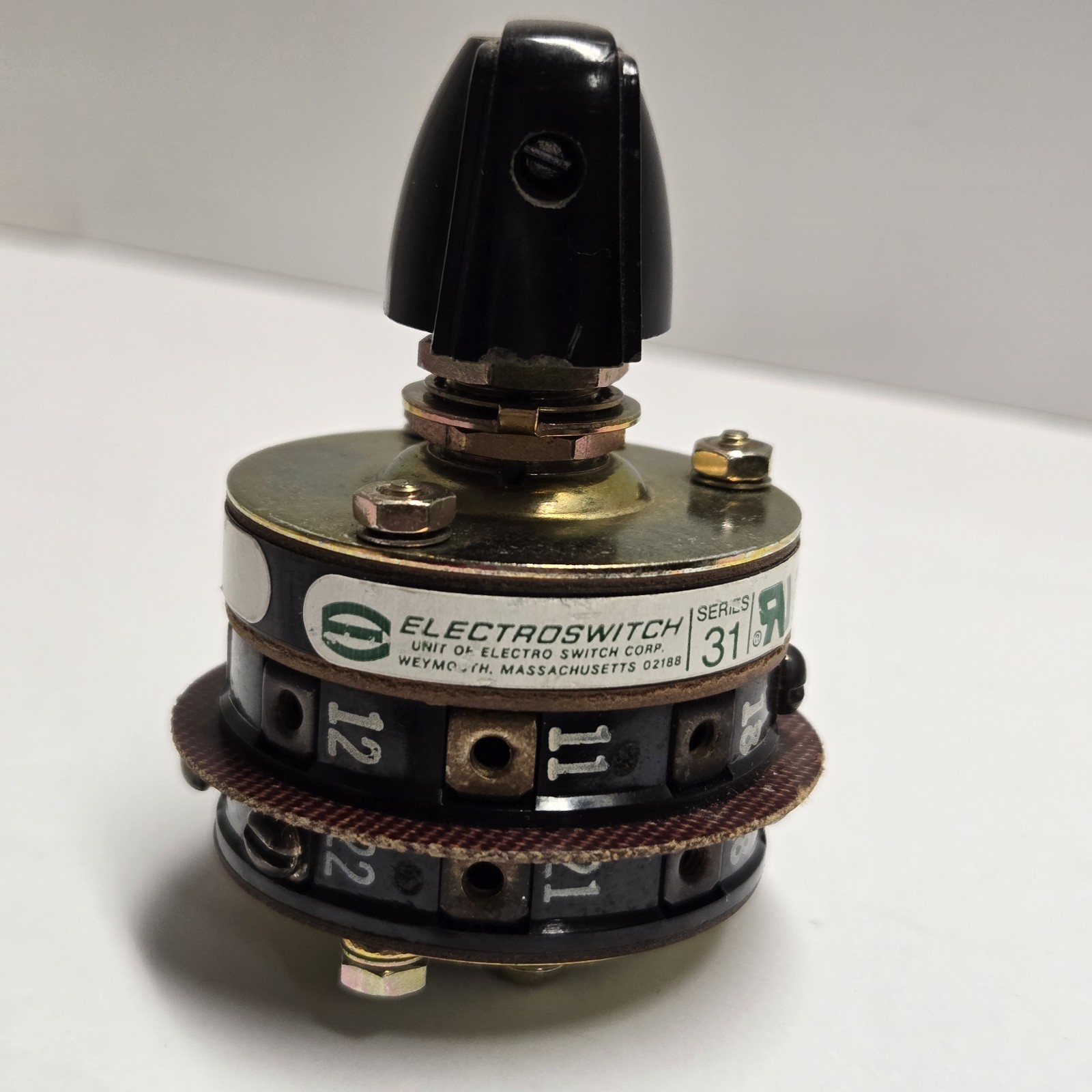 ELECTROSWITCH SERIES 31 31202A 0016 | MANUAL MODE SELECT SWITCH ( Missing Scre
