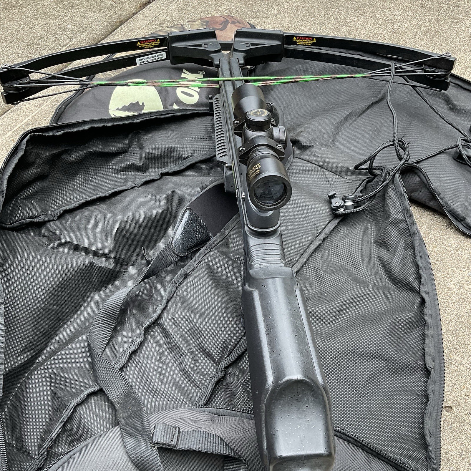 Barnett Wildcat C5 Crossbow with scope And Soft Storage/ Carry Bag. See Pictures