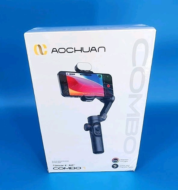 Smart XE(combo1)3-Axis Smartphone Gimbal +RGB MagneticLight+CASE L@@k ;)