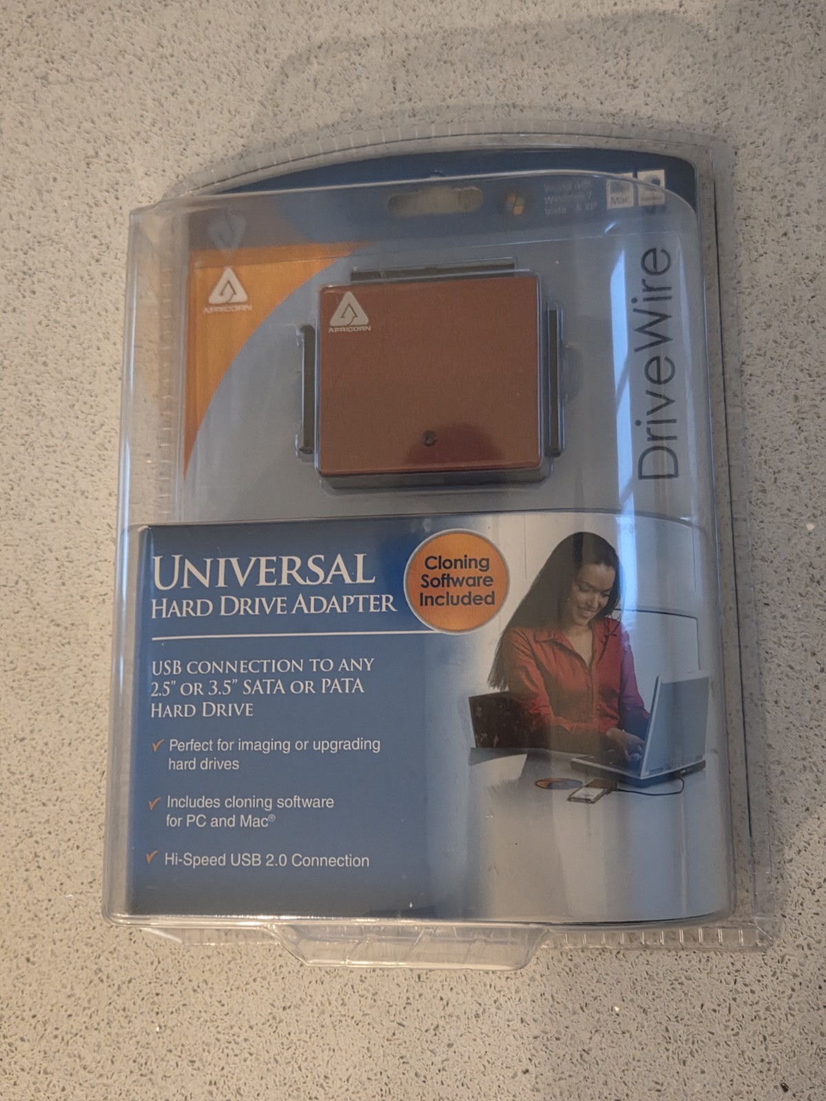 Apricorn Drive Wire Universal Hard Drive Adapter USB to 2.5-3.5 SATA PATA new