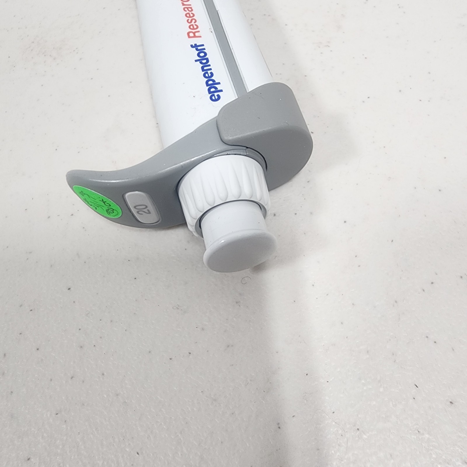 Eppendorf Research Plus 2-20uL Adjustable single channel Pipette