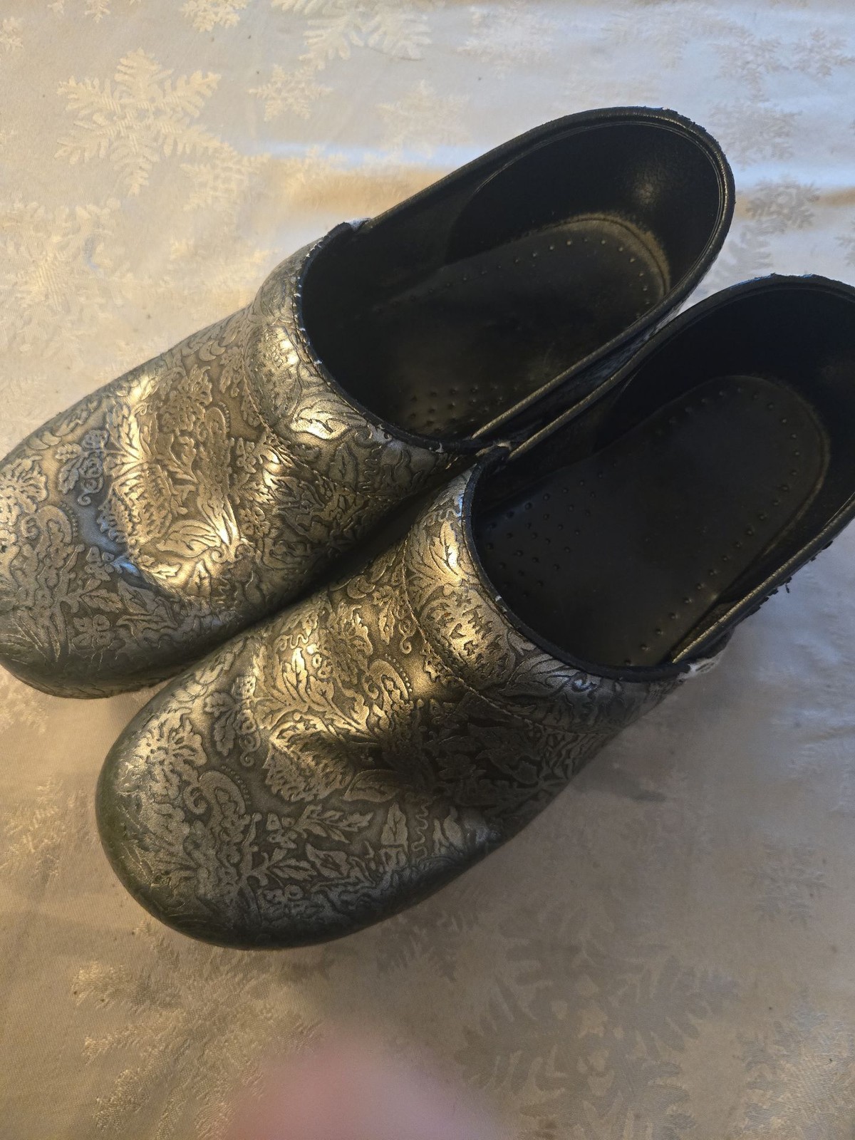 Dansko Professional Clogs Silver Metallic Floral Embossed EU 40