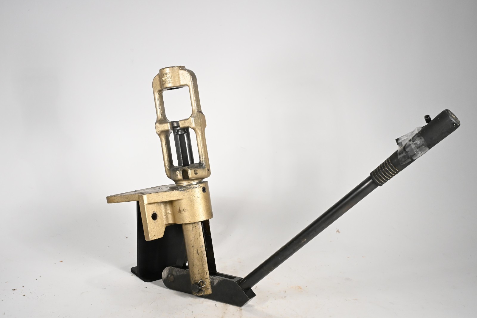 Savage Straight 8 Reloading Press w/ Small Primer Arm