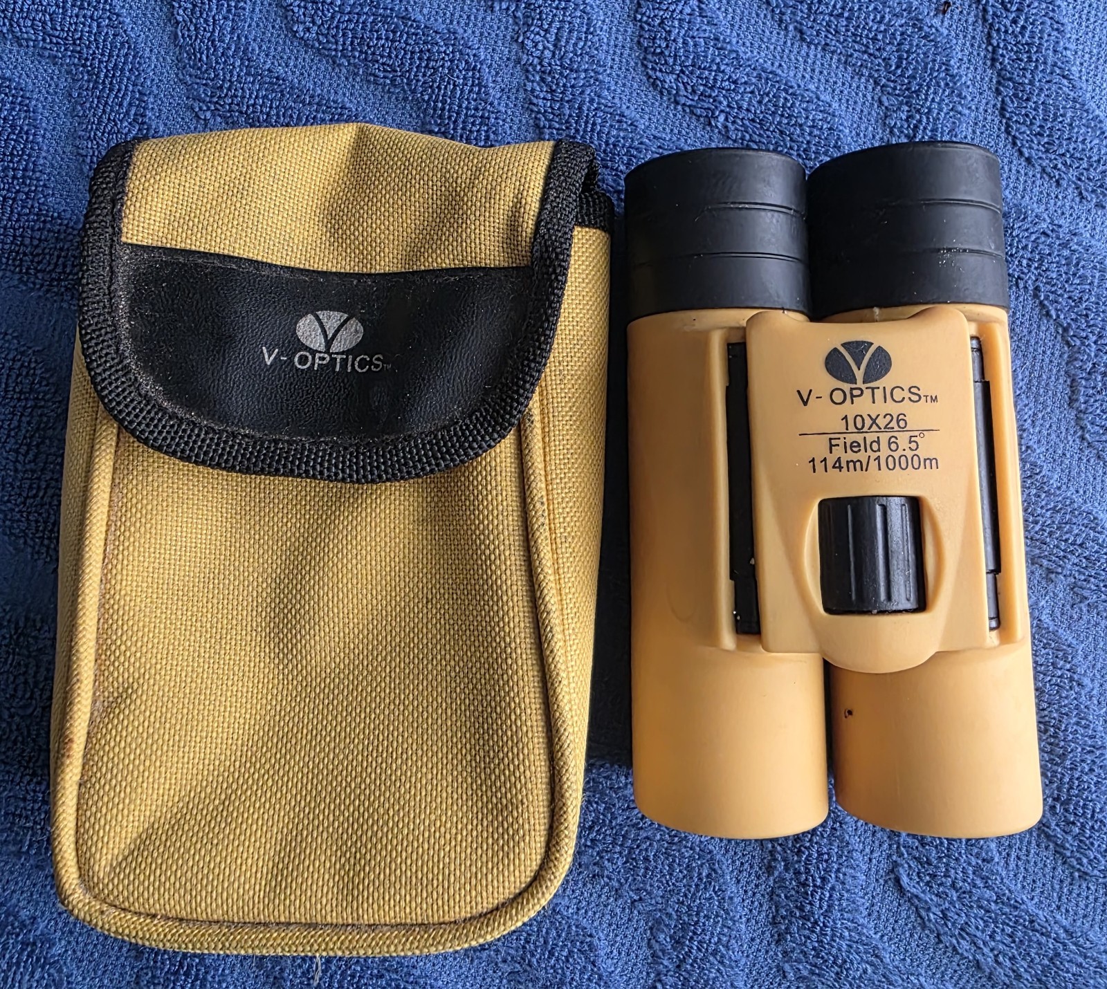 V-OPTICS 10x26  BINOCULARS WITH CASE - GREAT CONDITION
