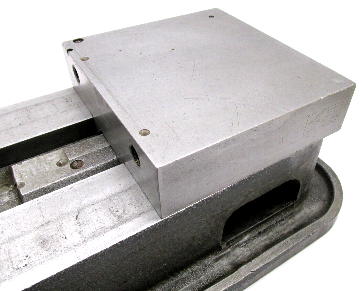 KURT ANGLOCK 6" MILLING MACHINE VISE - #D60