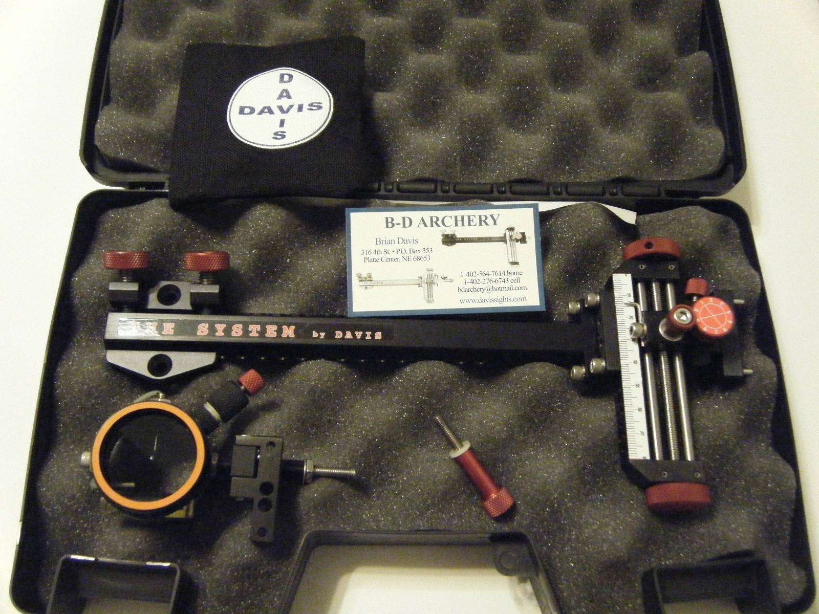 4" DAVIS TARGET SIGHT- Double knob-8.5 -black/red knobs-scope .019 green.,