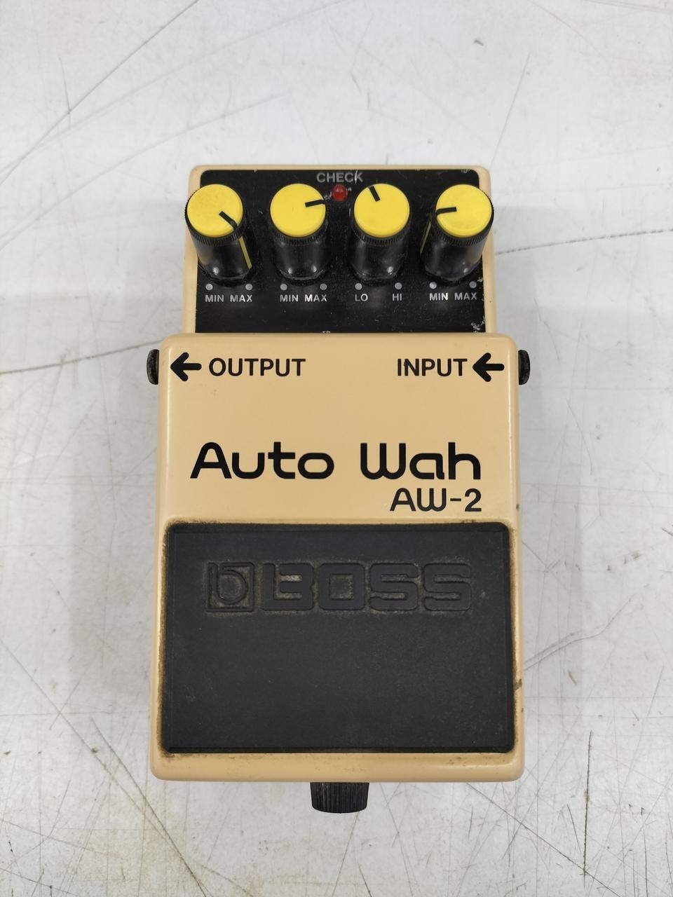 BOSS AW-2 Auto Wah Made in Taiwan Guitar Effect Pedal