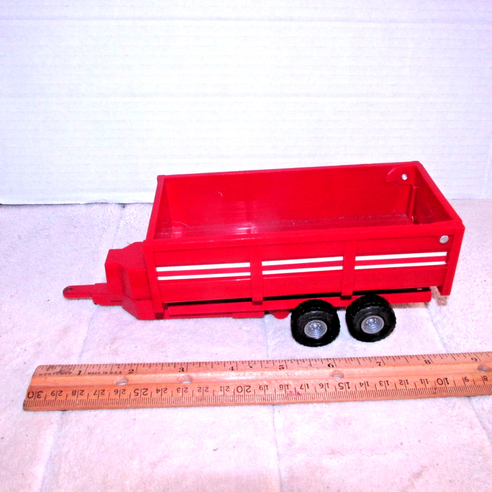 ERTL CASE INTERNATIONAL WAGON 2238811 TandemDump Trailer Red Plastic China Used
