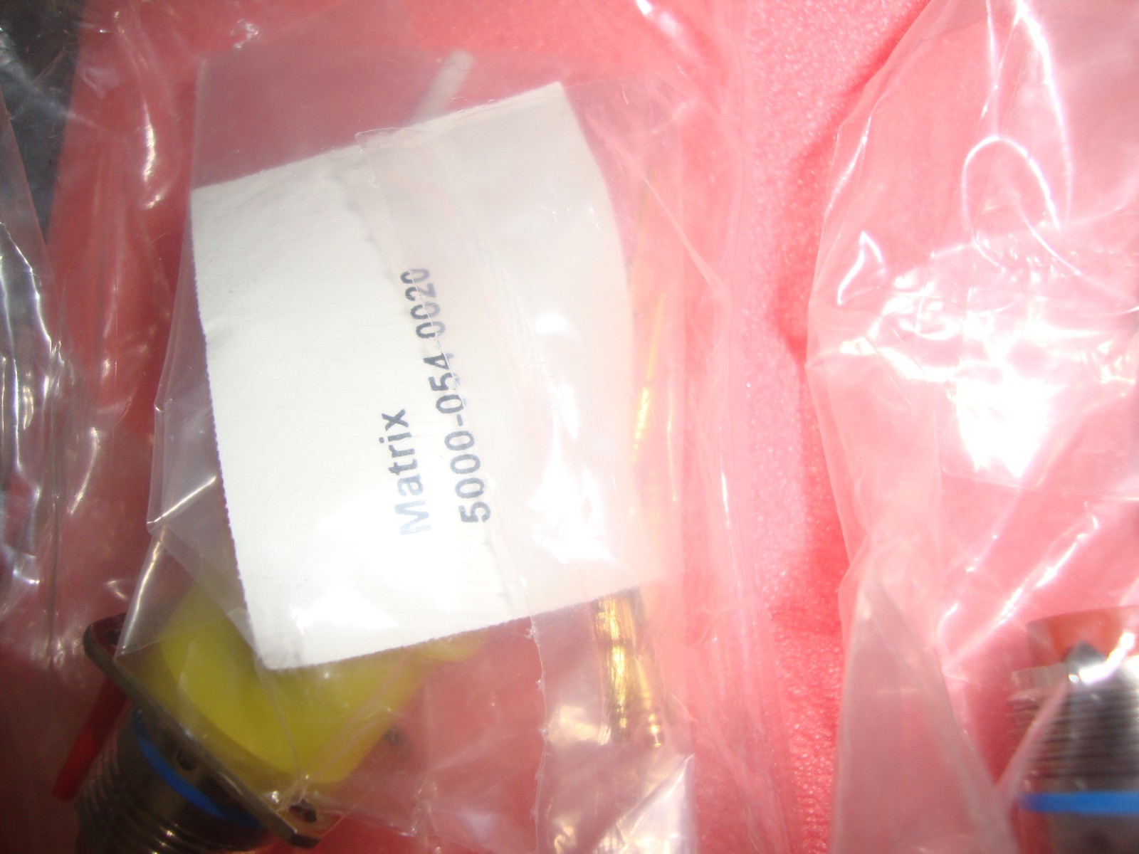 2 units lot Matrix 5000-054-0020 connectors
