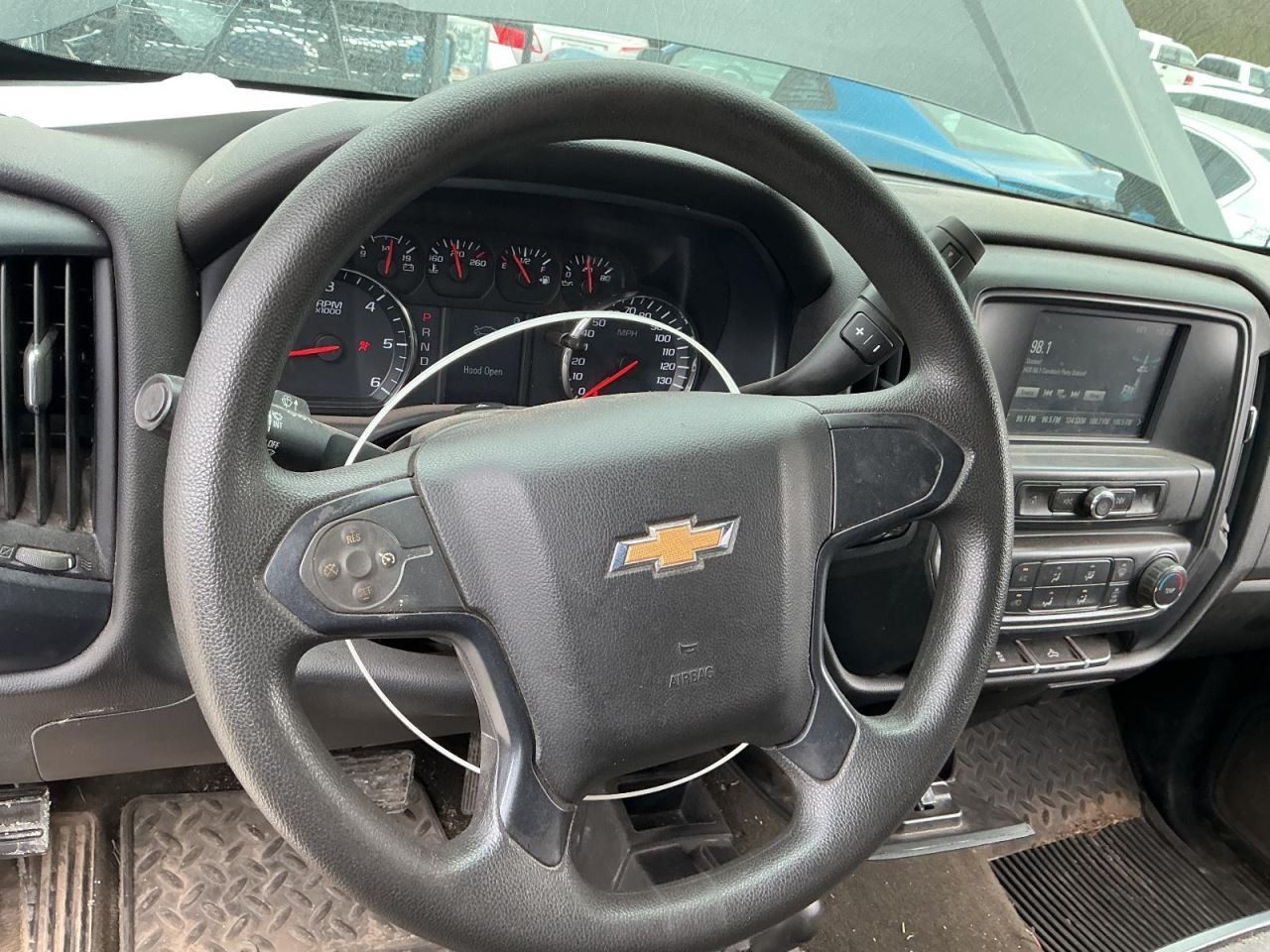 SILVRDO15 2016 Glove Box 4988911