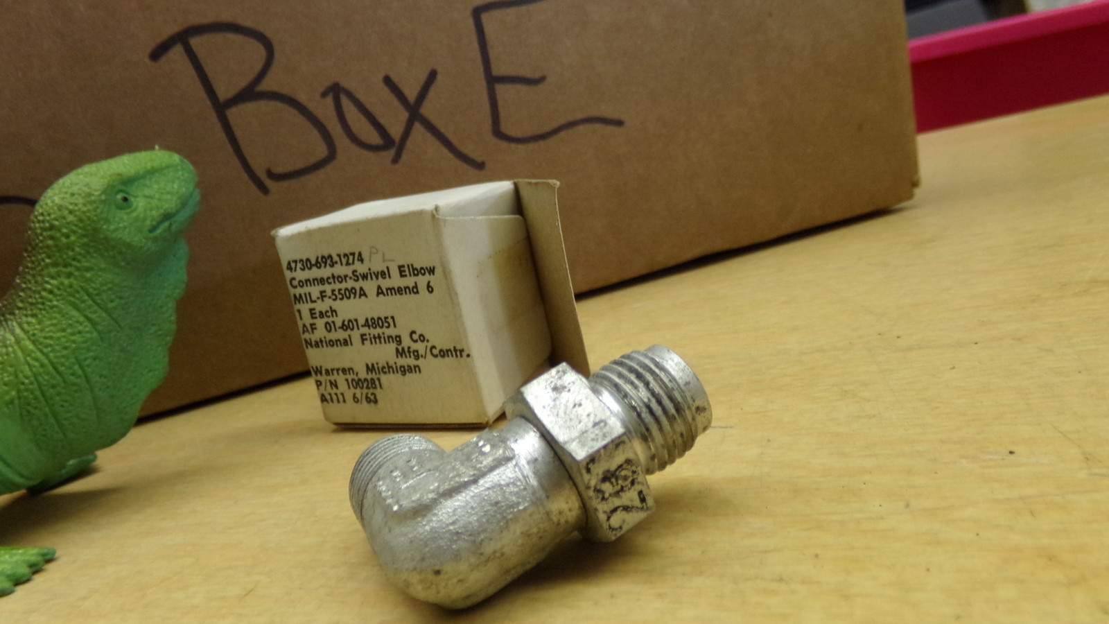 NEW National Fitting 4730-693-1274 Connector *Free Shipping*