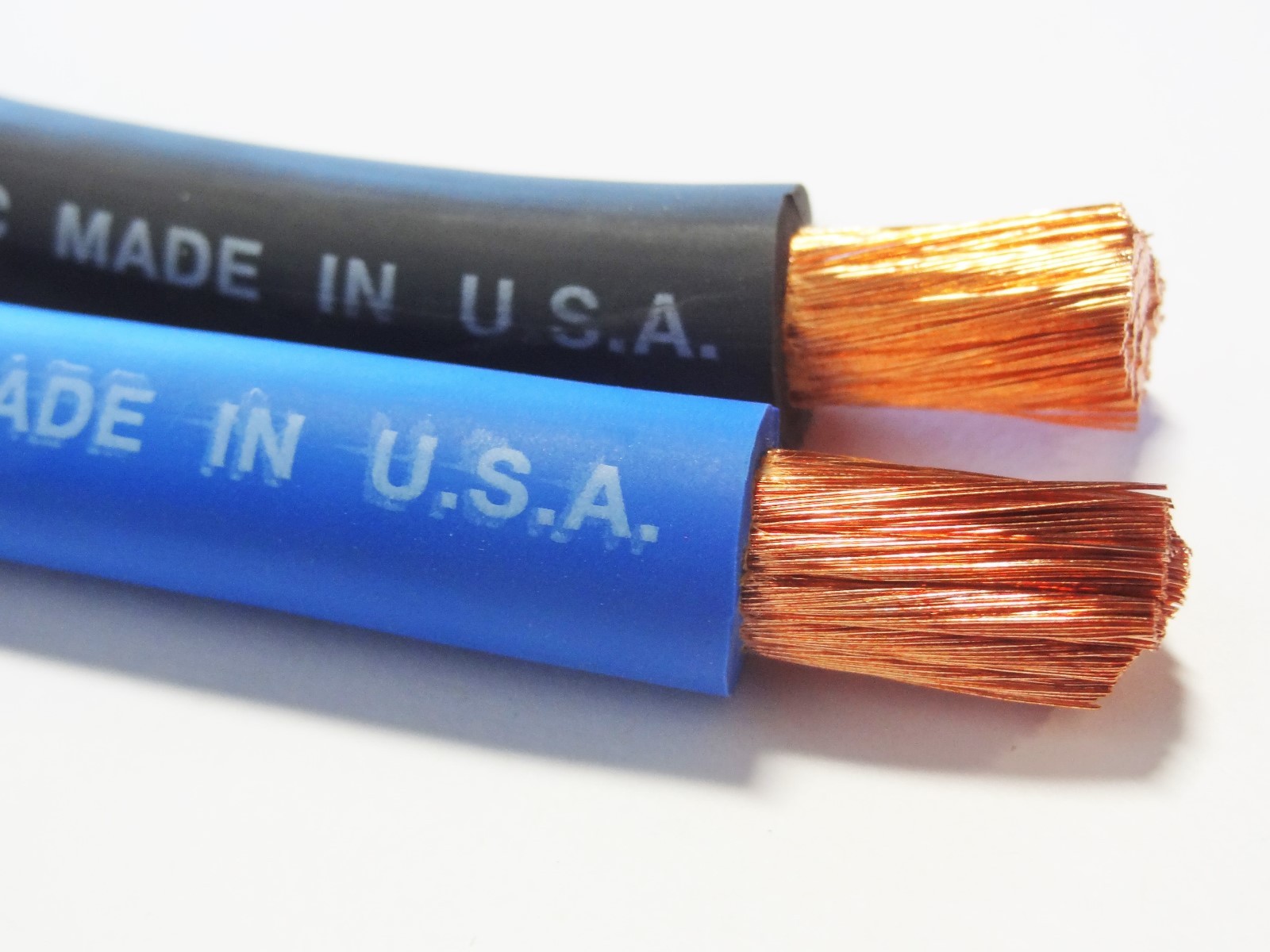200' 4/0 WELDING BATTERY COPPER CABLE MADE IN USA EPDM  100' BLACK 100' BLUE
