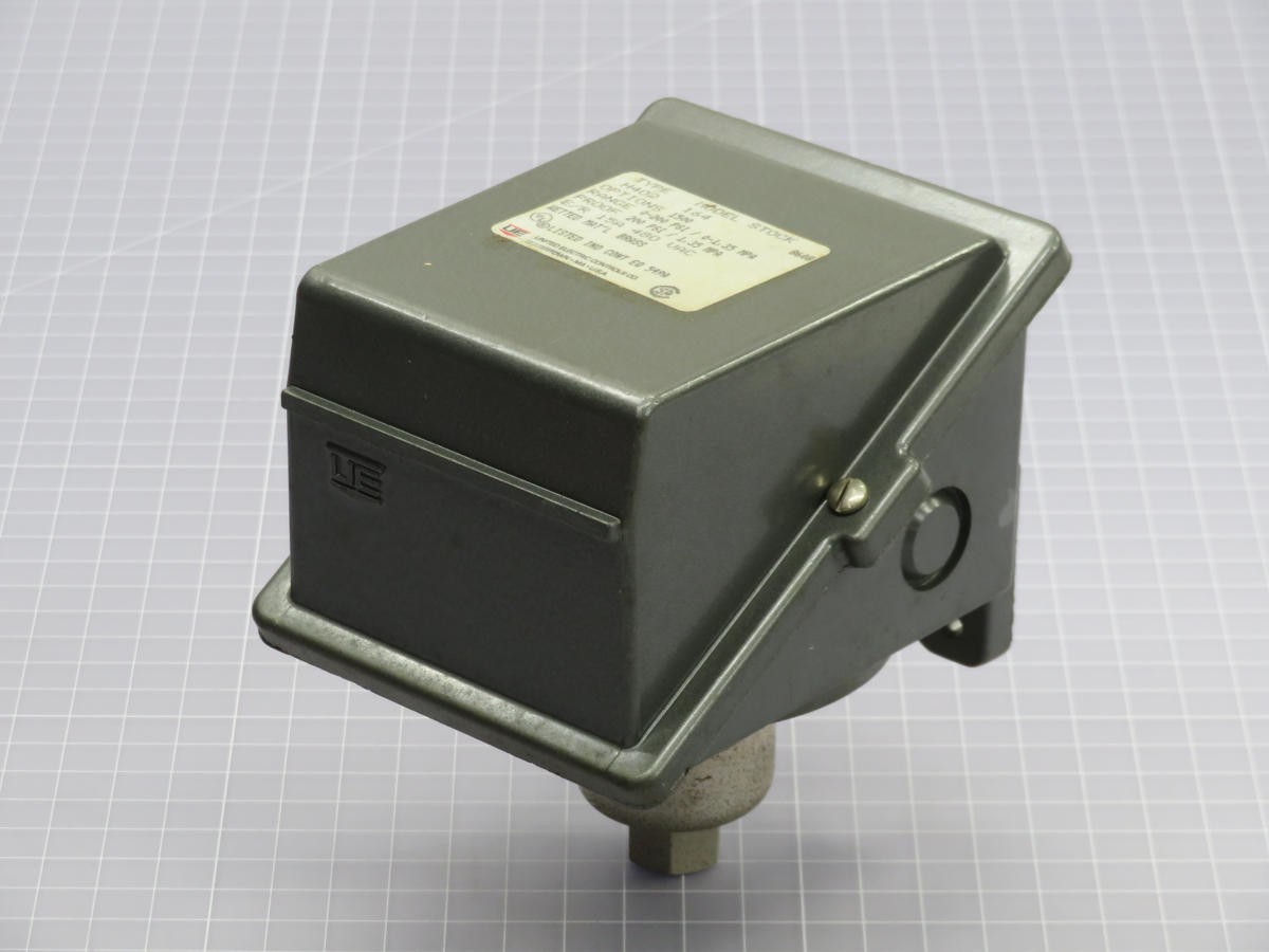 UNITED ELECTRIC H402 164 DIFFERENTIAL PRESSURE SWITCH T218645