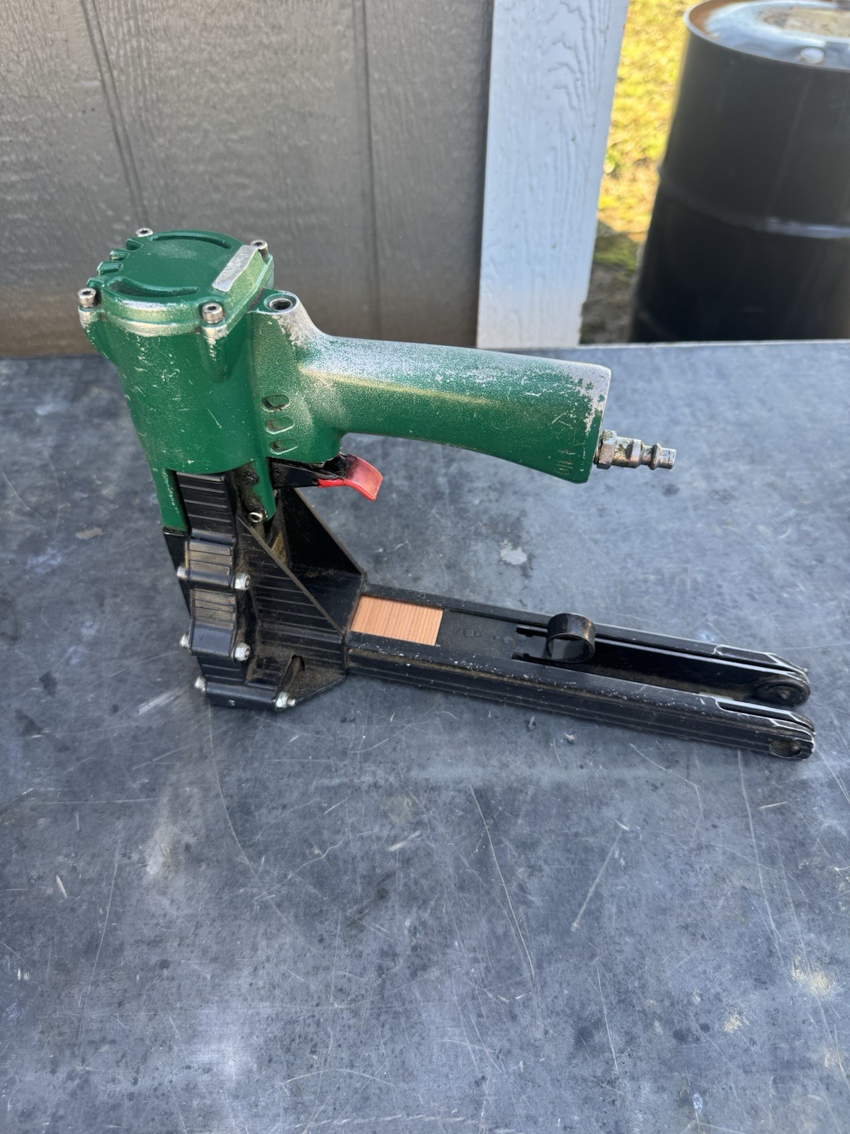 Interchange Pneumatic Stick Carton Box Cardboard Stapler Tested