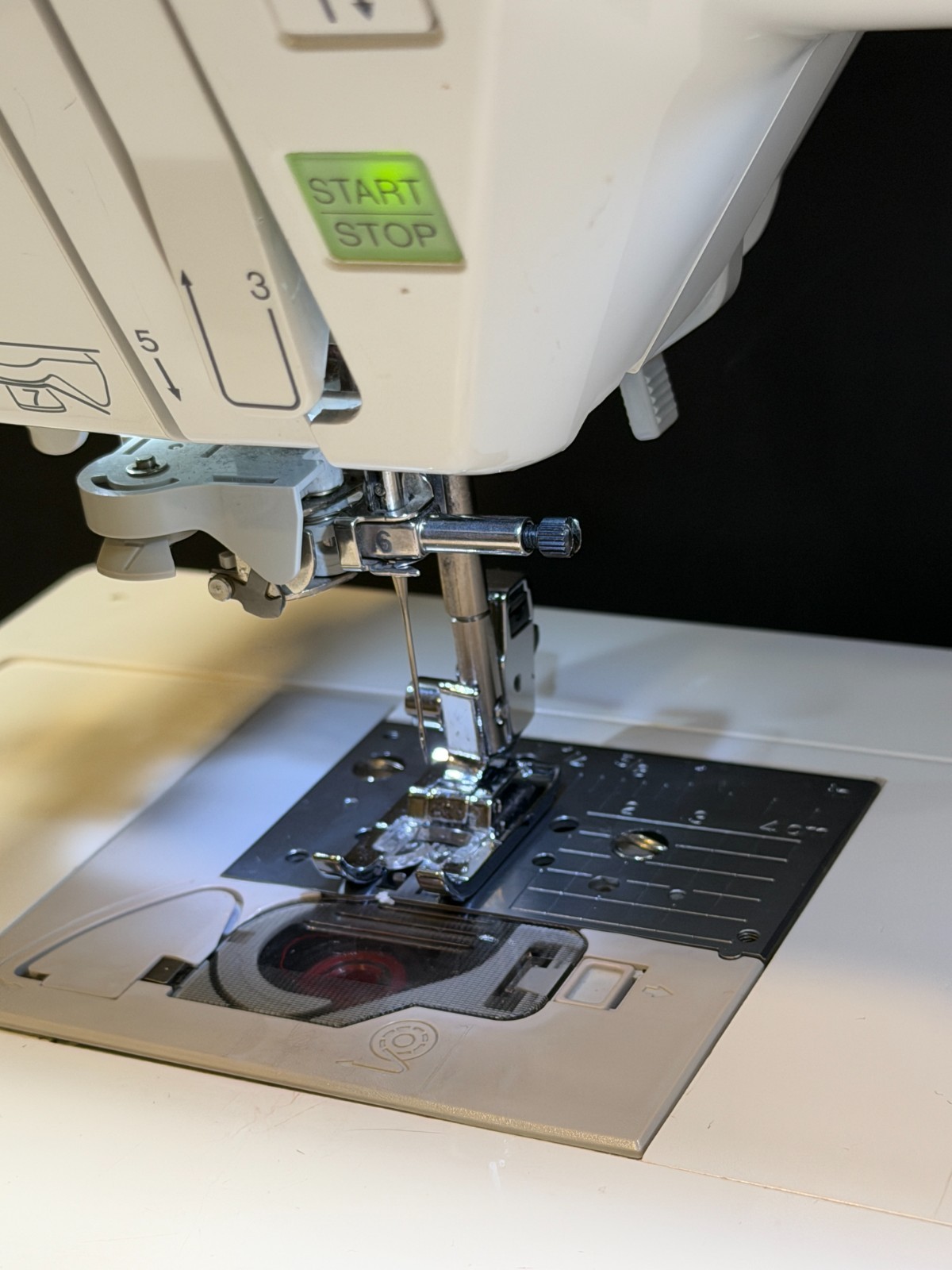 Baby lock espire BLSR sewing machine