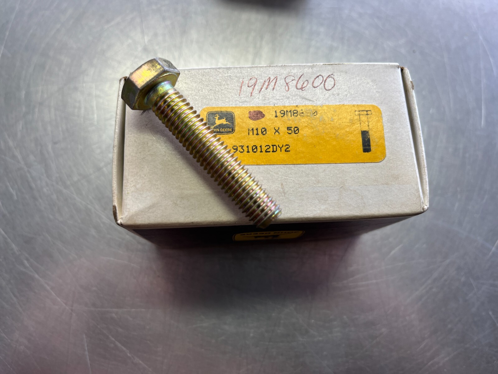 19M8600   Genuine OEM   John Deere  BOLT