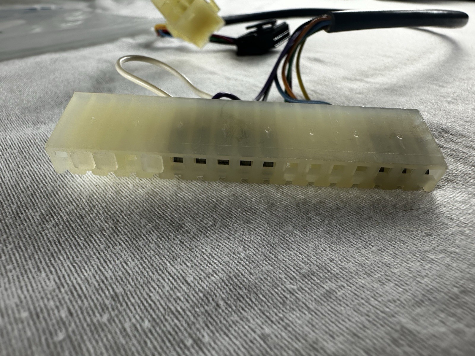 (AP) AUTOMATIC PRODUCTS LCM 1, 2, 3 & 4 NON-MDB MARS BILL VALIDATOR HARNESS 110V