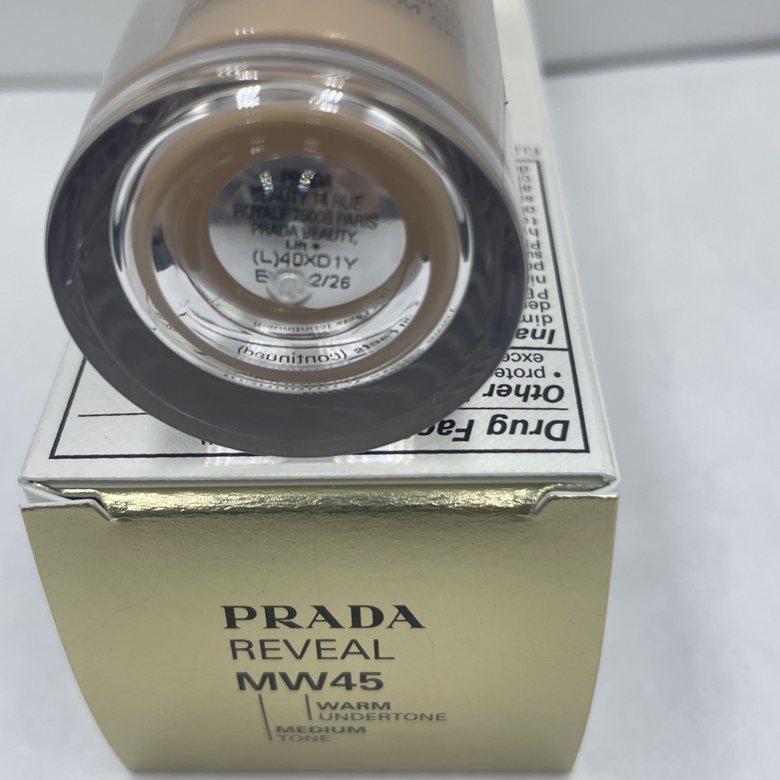 Prada Reveal MW45 Foundation Makeup Refillable NEW SPF 17 Warm Undertones