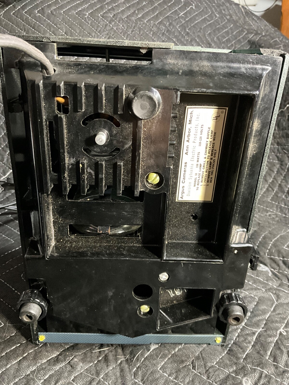Slide Projector Argus Special 35mm Model 55 Vintage With Working Bulb