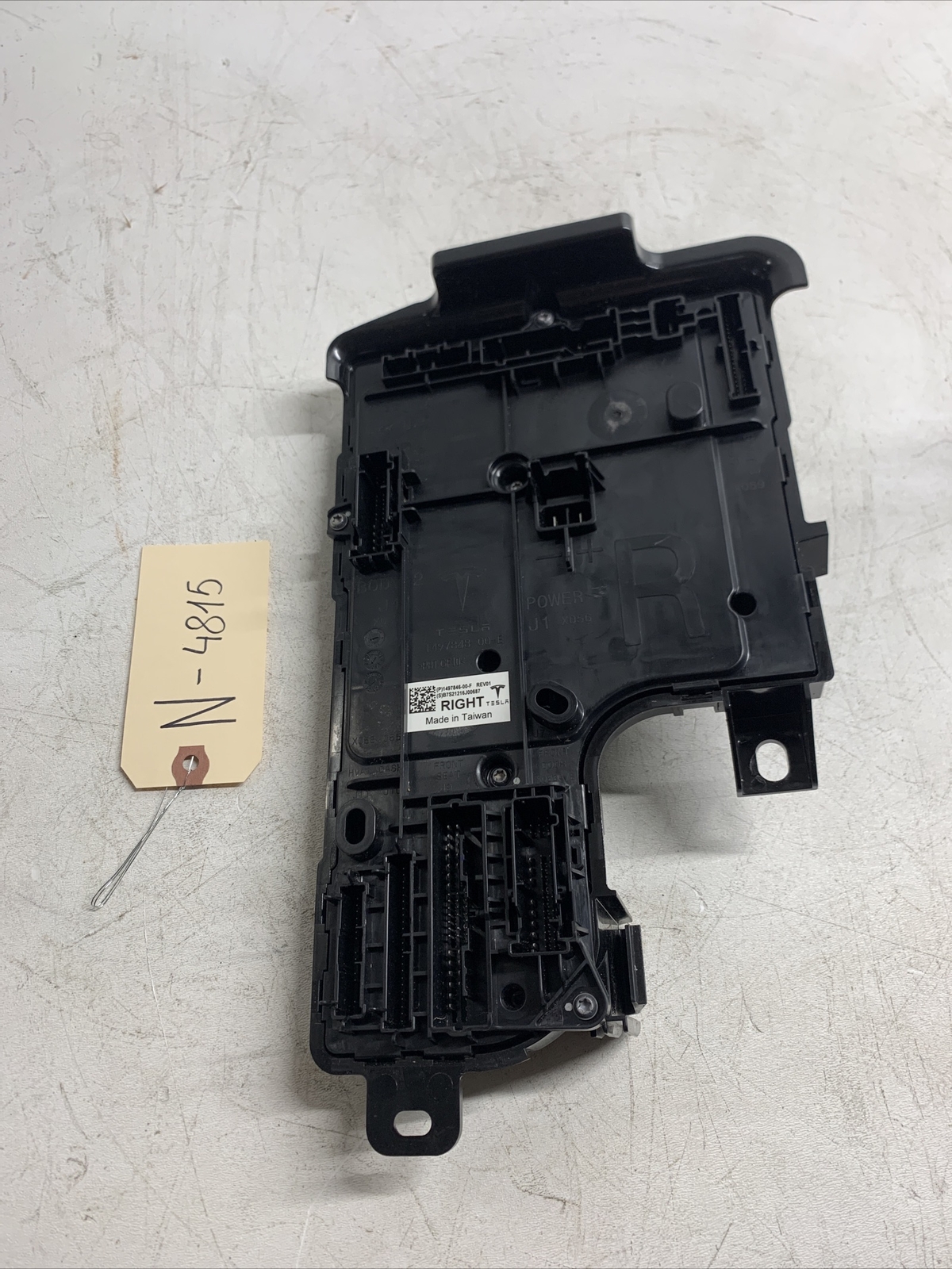 2020-2022 Tesla Model Y VC RIGHT Low Voltage Body Controller Right OEM 4815 B92