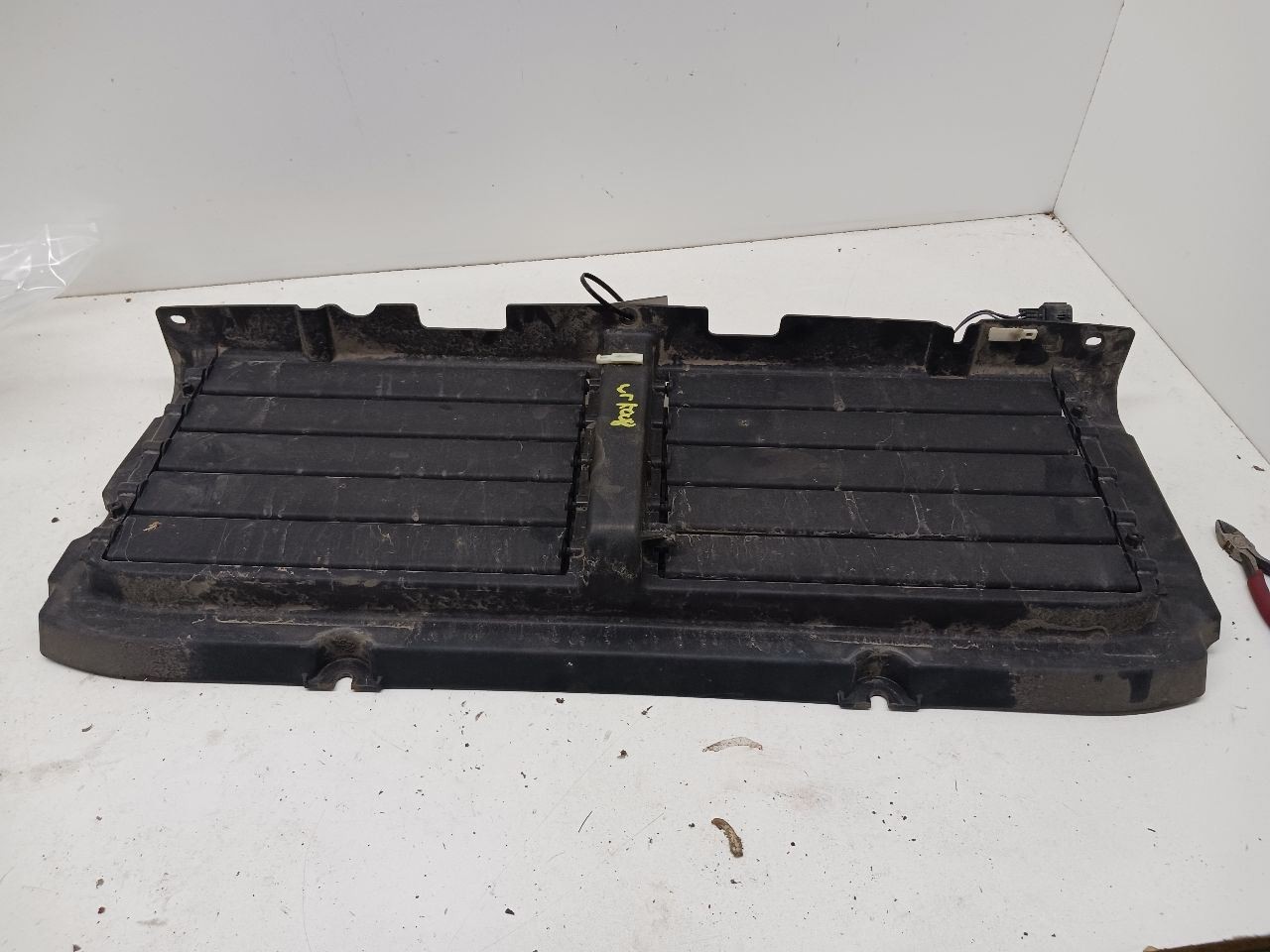Air Shutter Fits 16-20 XF 12234971