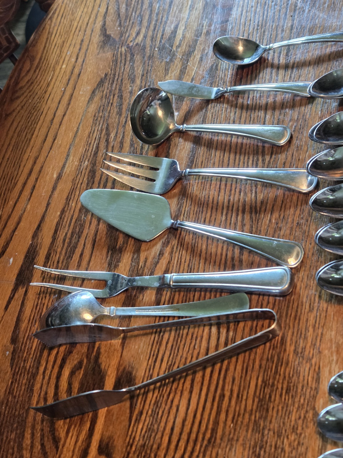 71 Pcs Reed & Barton MENDON Select 18/10 Stainless Flatware W/ Large Serving Pcs