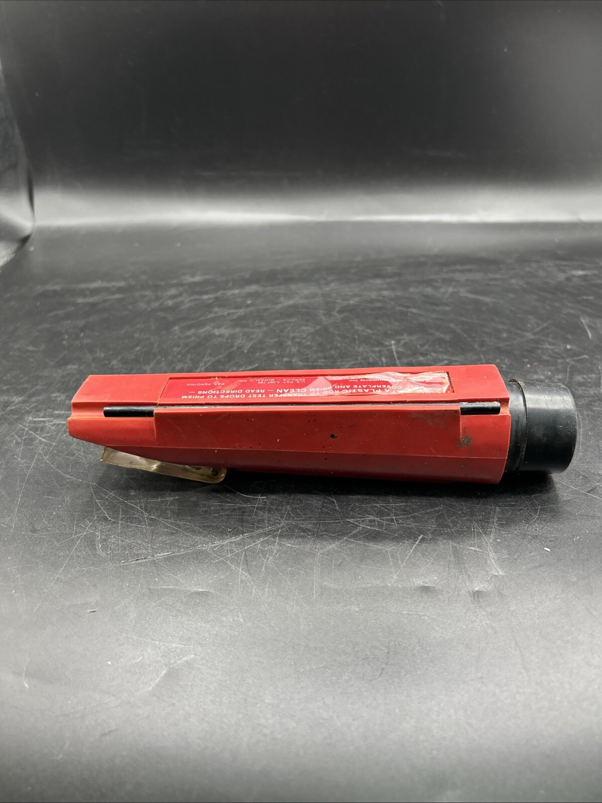 LEICA TEMPERATURE COMPENSATED HAND-HELD REFRACTOMETER See Pics