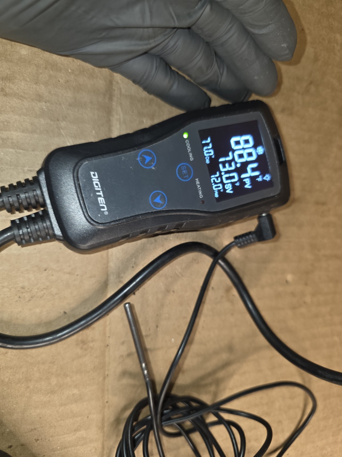 DIGITEN DTC-102 Digital Temperature Controller Thermostat Heating & Cooling 110V