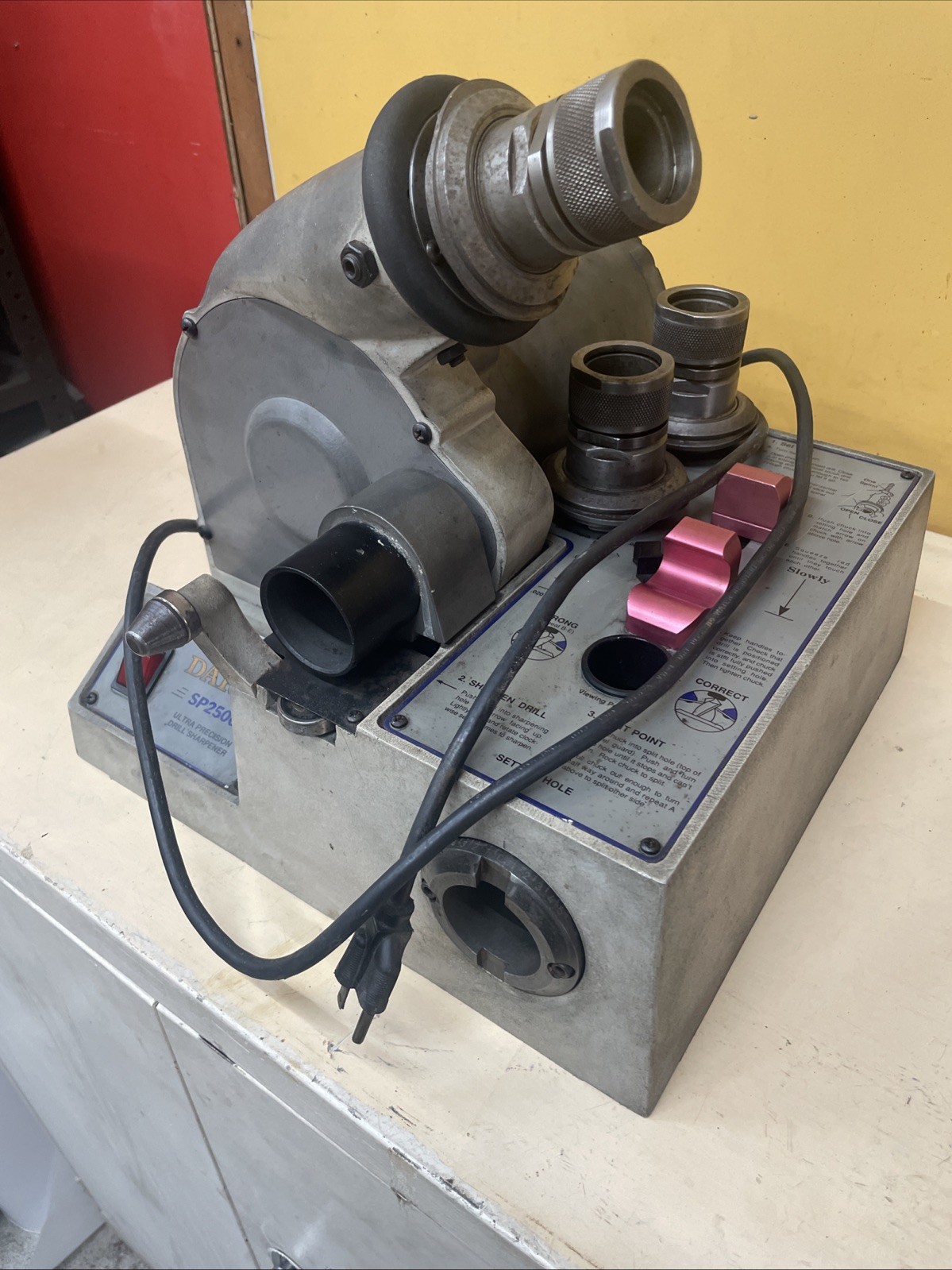 Darex Ultra Precision Drill Sharpener Model SP2500 With 3 Chucks