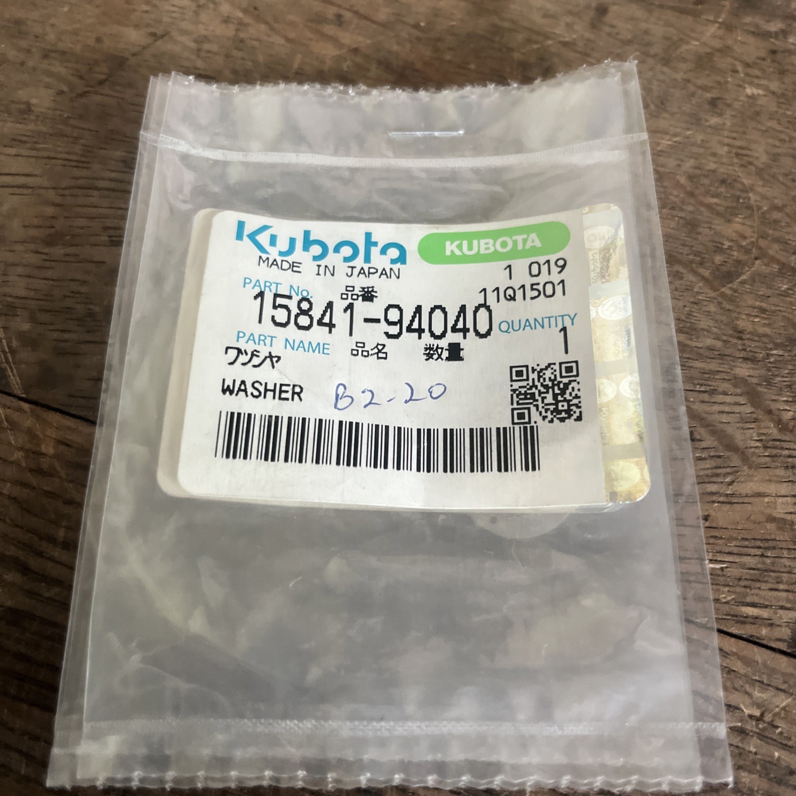 4 GENUINE KUBOTA INJECTOR WASHER W/ 2 HOLES 15841-94040