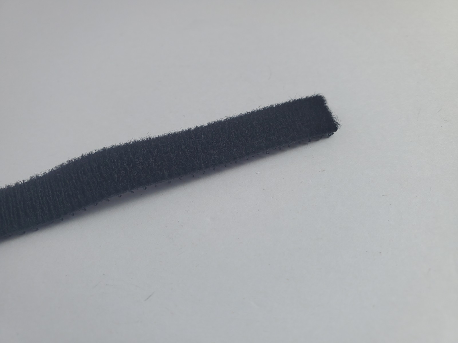 Nave Point Hook Loop Strap 1/2"X 150' + Black Reusable Cable Bundle Organization